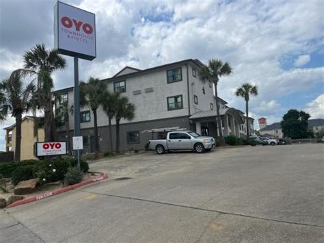 pet friendly hotels beaumont tx|Pet Friendly Hotels in Beaumont, TX .